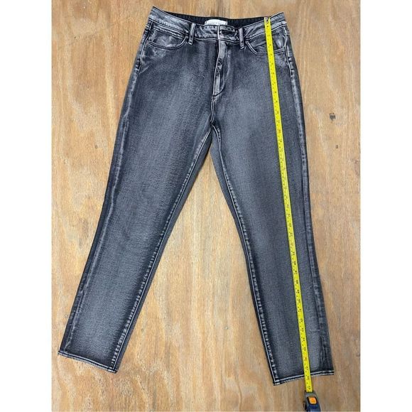 Articles of Society Rene Straight Leg in Hartwell Gray Jeans, Size 27, MP $128 - Picture 9 of 10